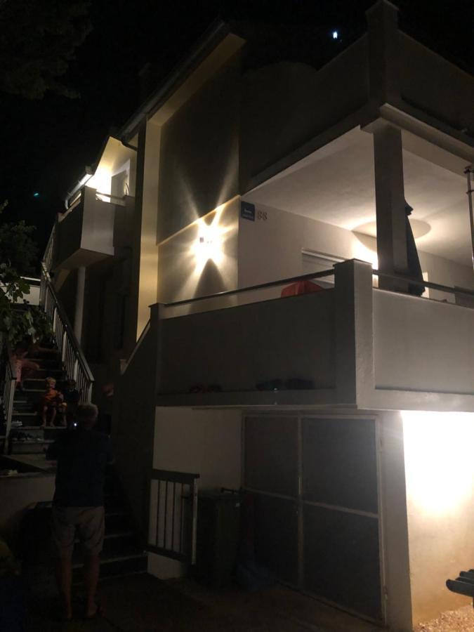 Tomo Apartment Starigrad Paklenica Exteriér fotografie
